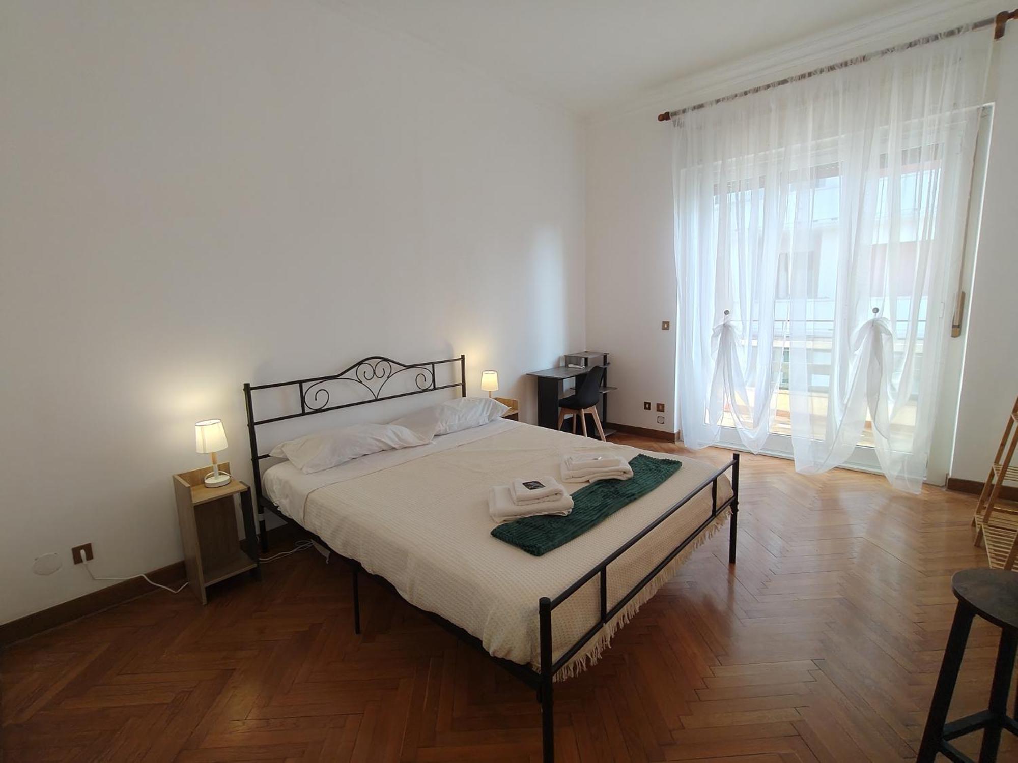 Dock Bay Lodge Hostello Триест Екстериор снимка