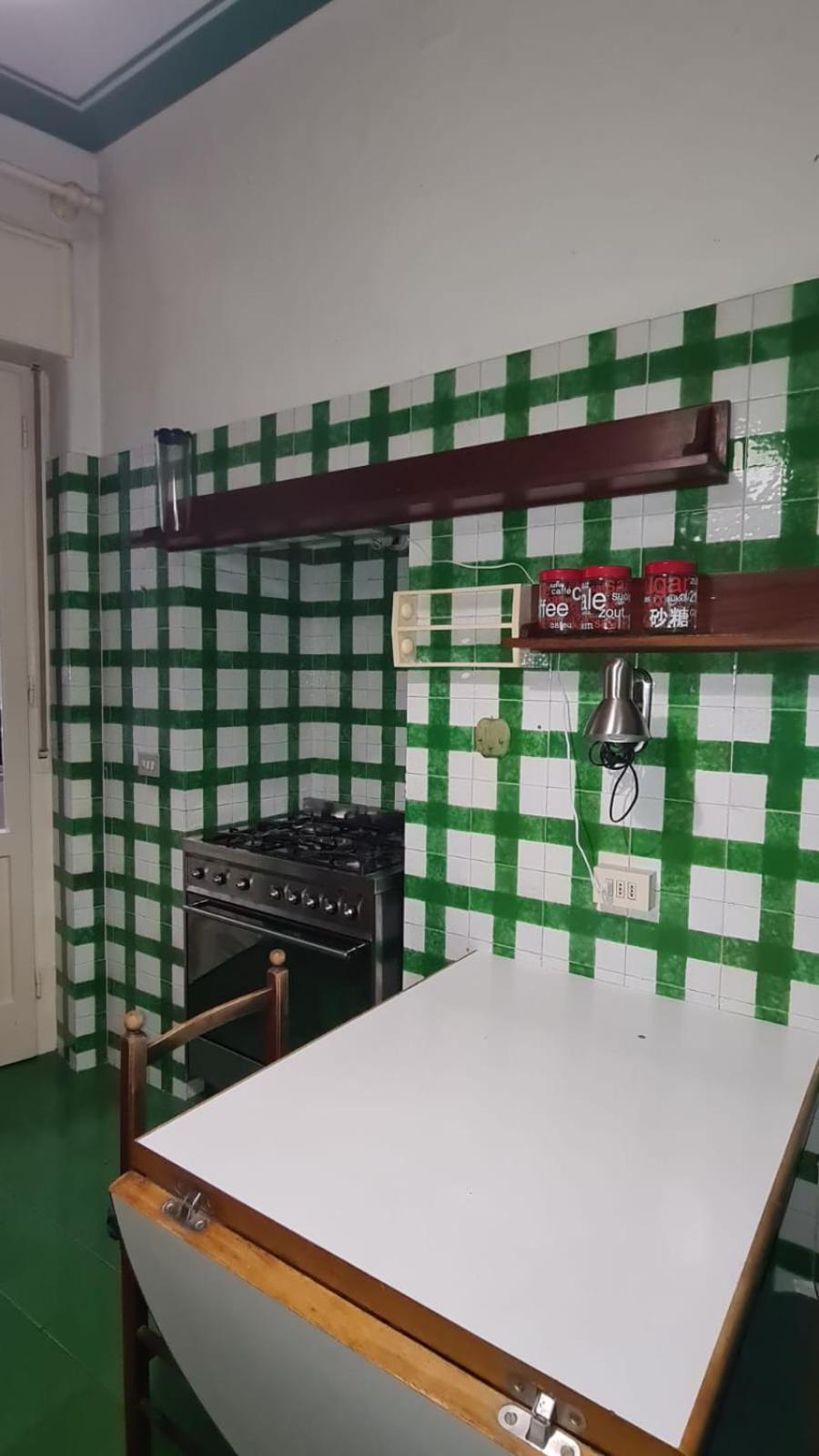 Dock Bay Lodge Hostello Триест Екстериор снимка
